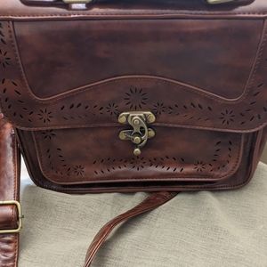 Ecocusi Leather crossbody